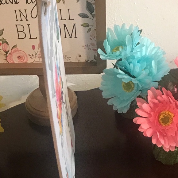 Welcome Spring Mason Jar Picket Fence Wall Sign - Picture 11 of 11